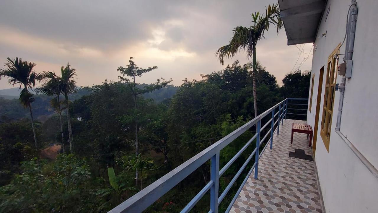 Greenpepperhomestay Munnar Anaviratty Zewnętrze zdjęcie